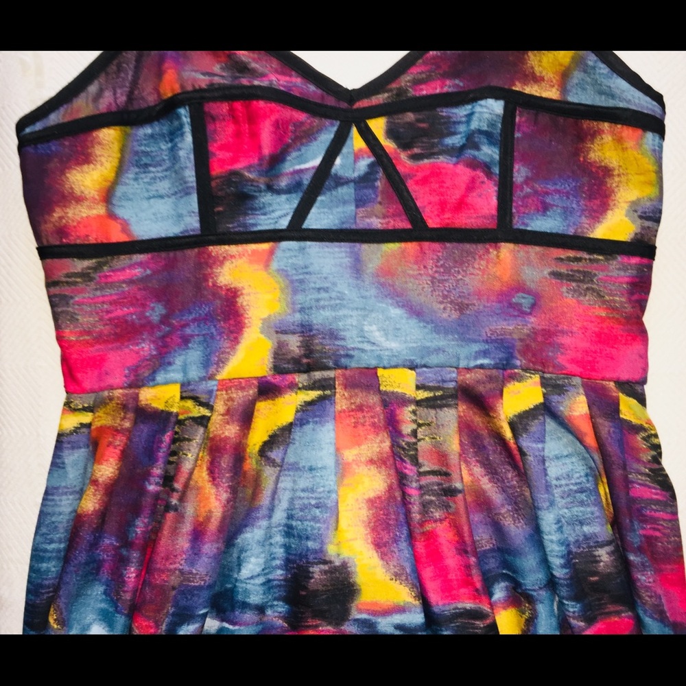 Dress - Picture 3 of 5